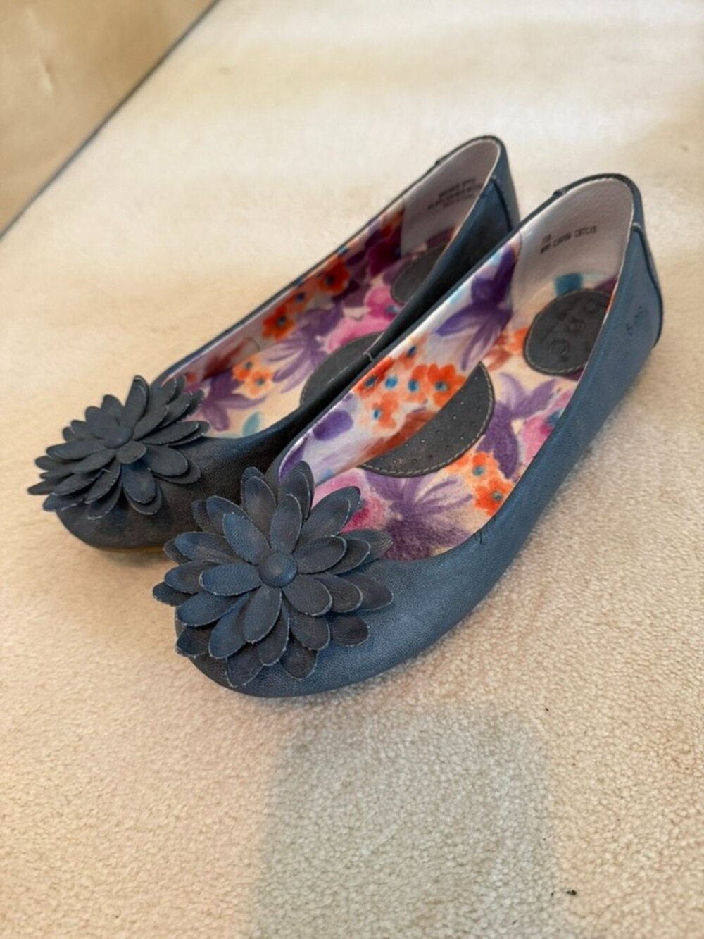 Born Concept b.o.c. Blue ballet flats with flower detail